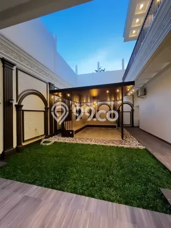 Siap Huni Rumah Mewah 6 Kamar di Sukma Jaya Dekat ke Mana Saja Siap Huni Rumah Mewah 6 Kamar di Sukma Jaya Dekat ke Mana Saja