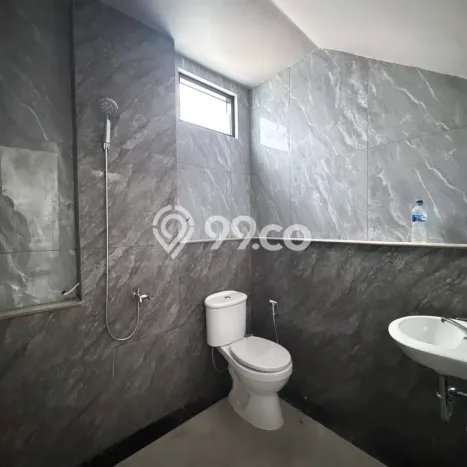 Dijual Rumah 3 Kamar Lokasi Ideal Bagus dan Strategis di Cilodong Dijual Rumah 3 Kamar Lokasi Ideal Bagus dan Strategis di Cilodong