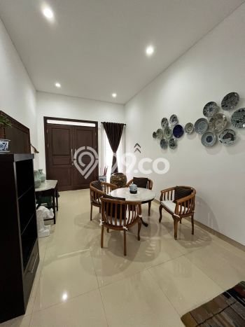 Hunian Mewah LB 215m2 Siap Huni Desain Elegan di Ciwaruga, Bandung Hunian Mewah LB 215m2 Siap Huni Desain Elegan di Ciwaruga, Bandung
