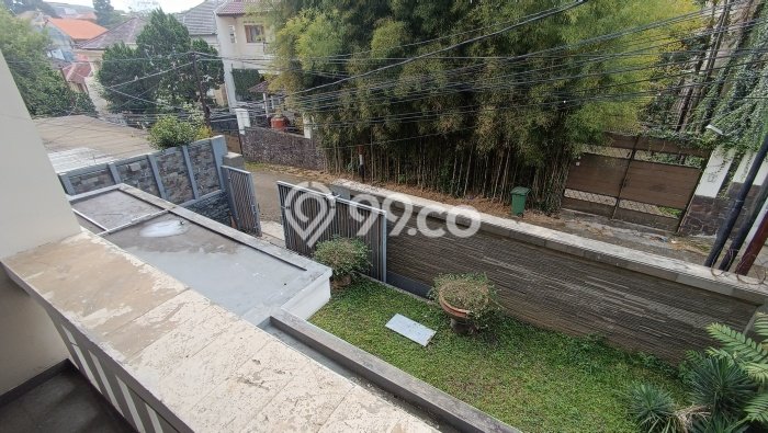 Rumah Elit Modern Siap Huni di Setra Indah Bandung Rumah Elit Modern Siap Huni di Setra Indah Bandung