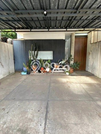 Ready to Use! Premium House LT 185m2 Desain Modern di Bandung Kota Ready to Use! Premium House LT 185m2 Desain Modern di Bandung Kota
