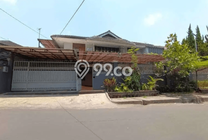 Rumah Mewah LB 330m2 Siap Pakai Desain Elegan di Tubagus Ismail, Bandung Rumah Mewah LB 330m2 Siap Pakai Desain Elegan di Tubagus Ismail, Bandung