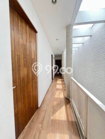 Ready to Use! Premium House LT 185m2 Desain Modern di Bandung Kota Ready to Use! Premium House LT 185m2 Desain Modern di Bandung Kota