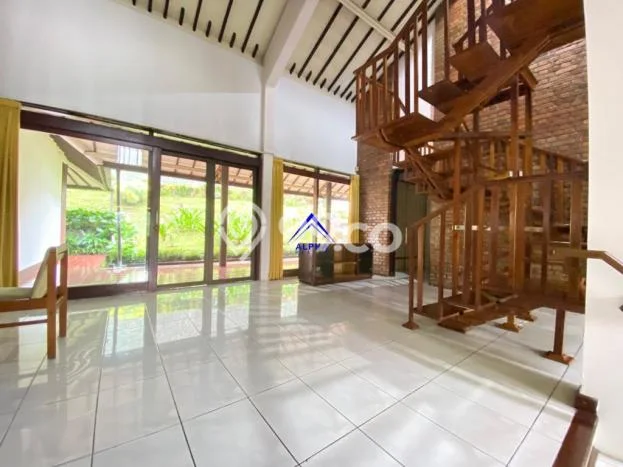 For Sale! Premium House LT 728m2 Desain Modern di Bandung Kota For Sale! Premium House LT 728m2 Desain Modern di Bandung Kota