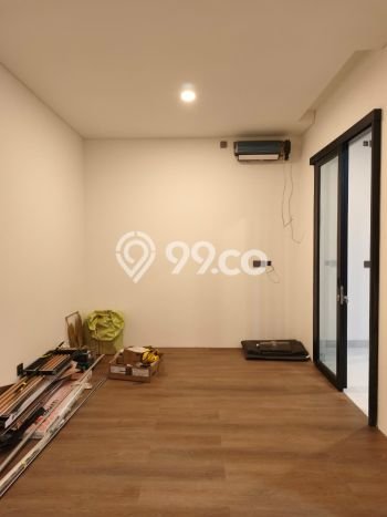 Rumah Elit Modern Tanpa Renovasi di Setra Duta Bandung Rumah Elit Modern Tanpa Renovasi di Setra Duta Bandung