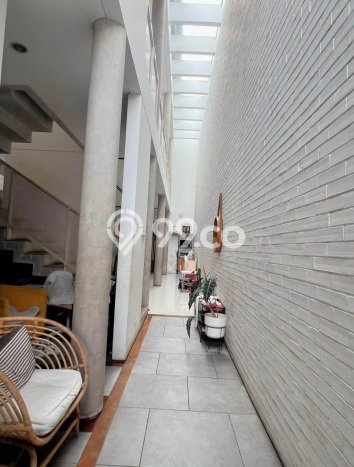 Ready to Use! Premium House LT 185m2 Desain Modern di Bandung Kota Ready to Use! Premium House LT 185m2 Desain Modern di Bandung Kota
