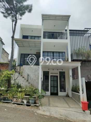 Hunian Mewah LB 220m2 Siap Huni Desain Elegan di Resor Dago Pakar, Bandung Hunian Mewah LB 220m2 Siap Huni Desain Elegan di Resor Dago Pakar, Bandung