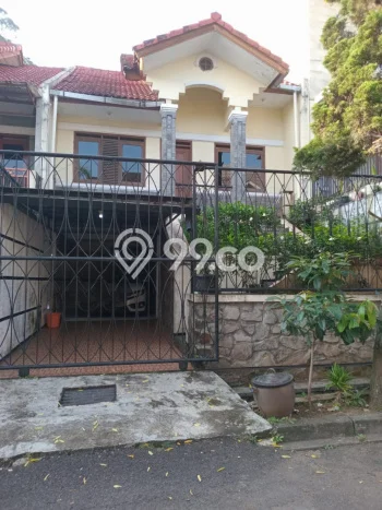 Disewakan! Rumah 4 Kamar Tidur &
2 Kamar Mandi di Setiabudi, Bandung Disewakan! Rumah 4 Kamar Tidur &
2 Kamar Mandi di Setiabudi, Bandung