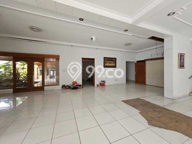 For Sale! Premium House LT 1210m2 Desain Modern di Pajajaran For Sale! Premium House LT 1210m2 Desain Modern di Pajajaran
