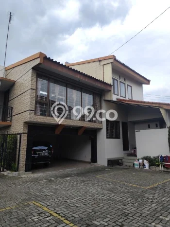 Rumah Eksklusif Siap Huni LT 420m2 di Jatinangor, Sumedang Rumah Eksklusif Siap Huni LT 420m2 di Jatinangor, Sumedang