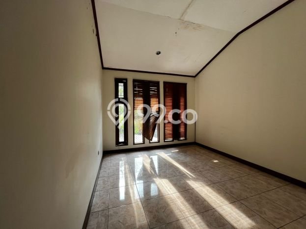 Sewa Rumah Murah di Pasteur Bandung Punya 4 Kamar Tidur Sewa Rumah Murah di Pasteur Bandung Punya 4 Kamar Tidur