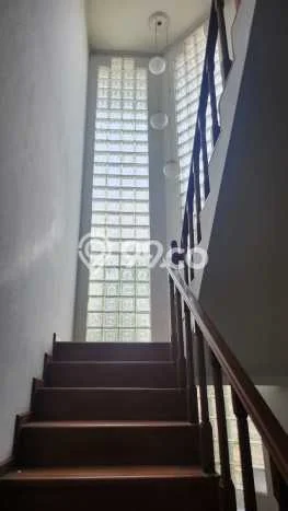 Rumah Elit Modern Siap Huni di Cikutra Bandung Rumah Elit Modern Siap Huni di Cikutra Bandung