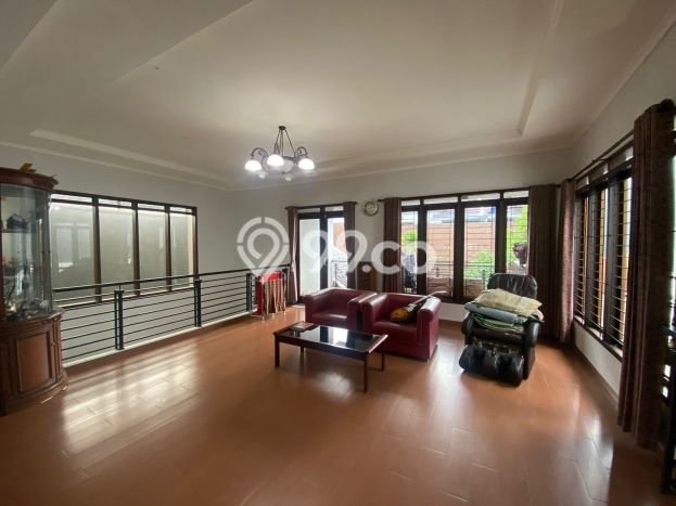 Rumah Modern 5 KT di Geger Kalong Bandung Semi Furnished Rumah Modern 5 KT di Geger Kalong Bandung Semi Furnished
