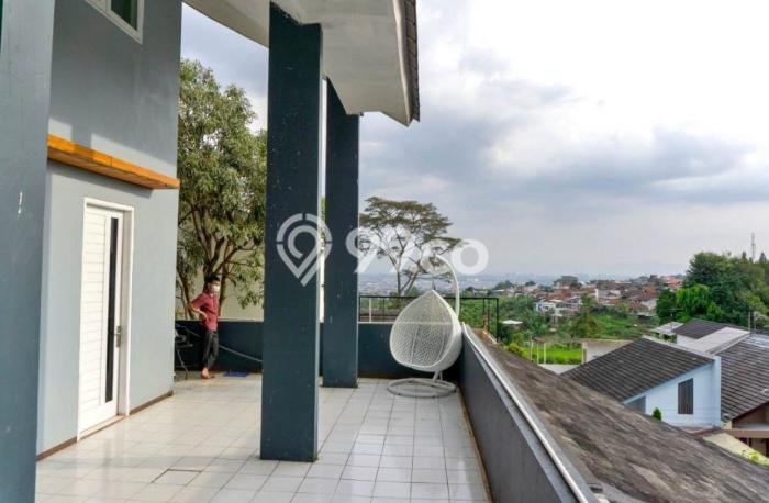 Rumah Modern Cantik 4 KT Bisa Langsung Pindah di Mandalajati Rumah Modern Cantik 4 KT Bisa Langsung Pindah di Mandalajati