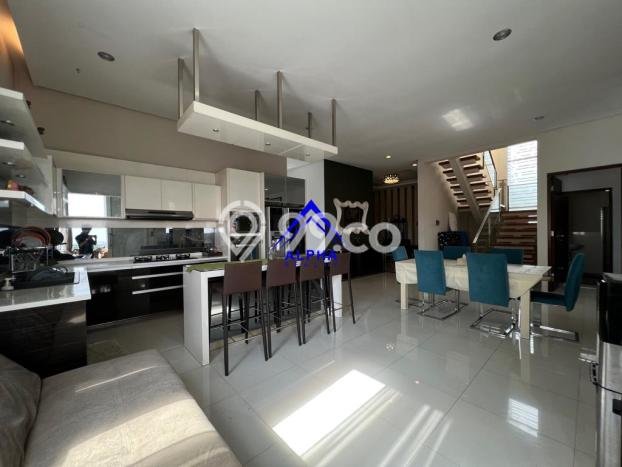 Rumah Luxury Modern Tanpa Renovasi di Dago Pakar Bandung Rumah Luxury Modern Tanpa Renovasi di Dago Pakar Bandung
