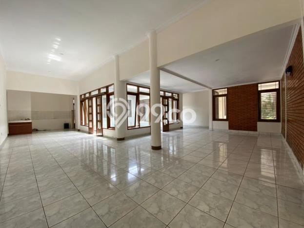 Rumah Bagus Siap Pakai Di Setiabudi Luas 550m2 Aman Rumah Bagus Siap Pakai Di Setiabudi Luas 550m2 Aman