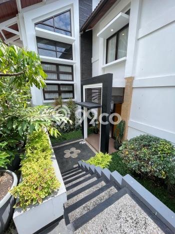 PENAWARAN EKSKLUSIF! Rumah kawasan Ciumbuleuit, 5 KT, Area Premium, Luas 530m² Bangunan 350m² PENAWARAN EKSKLUSIF! Rumah kawasan Ciumbuleuit, 5 KT, Area Premium, Luas 530m² Bangunan 350m²