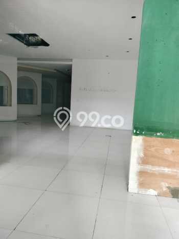 PROSPEK BAGUS! Ruko di Coblong, Luas 400m2m², Tingkat Keramaian Tinggi PROSPEK BAGUS! Ruko di Coblong, Luas 400m2m², Tingkat Keramaian Tinggi