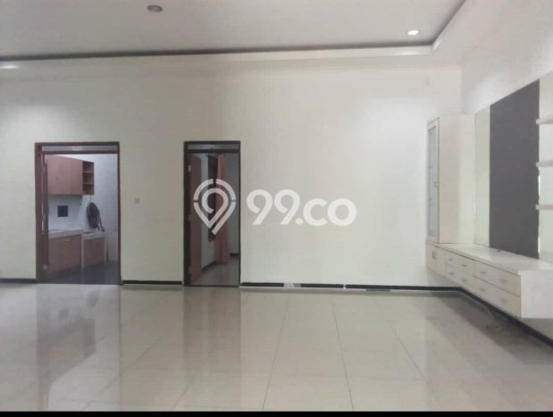 Rumah di Singgasana, 4 KM, Akses Universitas, Luas 160m² LB 250m² Rumah di Singgasana, 4 KM, Akses Universitas, Luas 160m² LB 250m²