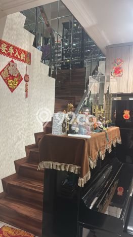 Rumah Elit LB 96m2 Siap Pakai Desain Elegan di Pantai Indah Kapuk 2, Jakarta Utara Rumah Elit LB 96m2 Siap Pakai Desain Elegan di Pantai Indah Kapuk 2, Jakarta Utara