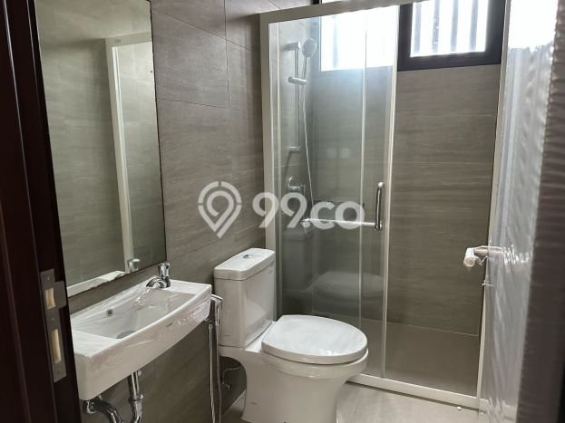 Rumah Modern 3 KT di Pantai Indah Kapuk 2 Jakarta Utara Unfurnished Rumah Modern 3 KT di Pantai Indah Kapuk 2 Jakarta Utara Unfurnished