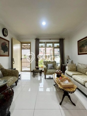 Ready to Use! Luxury House LT 155m2 Desain Elegan di Pondok Indah Ready to Use! Luxury House LT 155m2 Desain Elegan di Pondok Indah