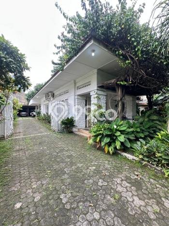 Dijual Hunian Mewah dengan Fasilitas Sekitar Lengkap di Menteng, Jakarta Pusat Dijual Hunian Mewah dengan Fasilitas Sekitar Lengkap di Menteng, Jakarta Pusat