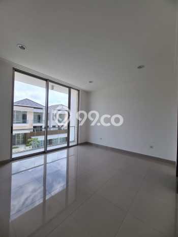 Rumah Luxury Modern Tanpa Renovasi di Pantai Indah Kapuk Jakarta Utara Rumah Luxury Modern Tanpa Renovasi di Pantai Indah Kapuk Jakarta Utara