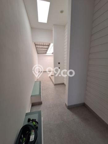 Rumah Mewah LB 340m2 Siap Pakai Desain Elegan di Pantai Indah Kapuk, Jakarta Utara Rumah Mewah LB 340m2 Siap Pakai Desain Elegan di Pantai Indah Kapuk, Jakarta Utara