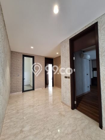 Rumah Mewah LB 340m2 Siap Pakai Desain Elegan di Pantai Indah Kapuk, Jakarta Utara Rumah Mewah LB 340m2 Siap Pakai Desain Elegan di Pantai Indah Kapuk, Jakarta Utara