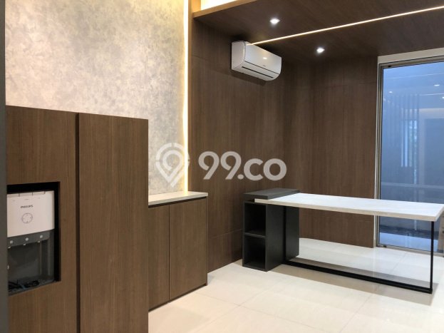 Rumah Elit Modern Tanpa Renovasi di Pantai Indah Kapuk Jakarta Utara Rumah Elit Modern Tanpa Renovasi di Pantai Indah Kapuk Jakarta Utara