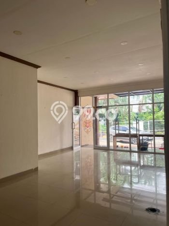 Rumah di Menteng, Dekat Fasilitas, 0 KT, LT 200m² LB 85m² Rumah di Menteng, Dekat Fasilitas, 0 KT, LT 200m² LB 85m²