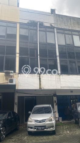 Ruko Dijual di Jakarta Pusat LT 70m2 & LB 210m2 Lokasi Terbaik! Ruko Dijual di Jakarta Pusat LT 70m2 & LB 210m2 Lokasi Terbaik!