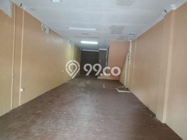 Ruko disewakan lokasi strategis Cempaka Putih Jakarta Pusat 216m2 Ruko disewakan lokasi strategis Cempaka Putih Jakarta Pusat 216m2