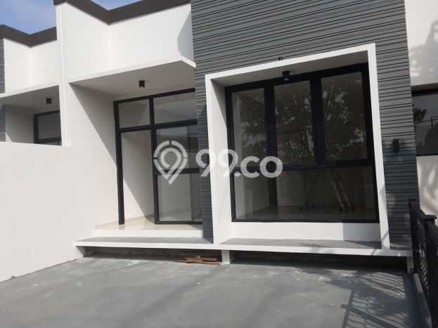 Dijual Hunian Rumah Nyaman 5 KT di Cihanjuang, Bandung Dijual Hunian Rumah Nyaman 5 KT di Cihanjuang, Bandung
