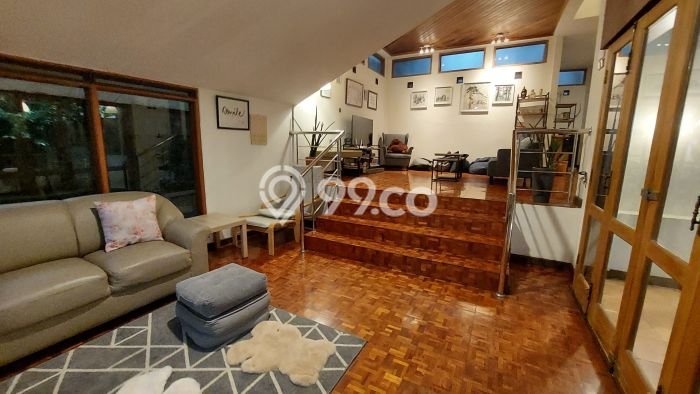 Rumah Elit LB 200m2 Siap Huni Desain Elegan di Dago, Bandung Rumah Elit LB 200m2 Siap Huni Desain Elegan di Dago, Bandung