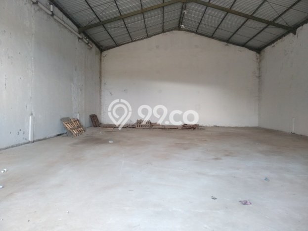 Unit Gudang disewakan di Biring Kanaya Makassar dengan LT 300m2 / LB 220m2 Unit Gudang disewakan di Biring Kanaya Makassar dengan LT 300m2 / LB 220m2
