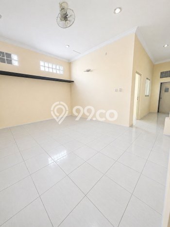 Disewakan Gudang di Penjaringan Jakarta Utara LT 1425m2, LB 1400m2 Disewakan Gudang di Penjaringan Jakarta Utara LT 1425m2, LB 1400m2
