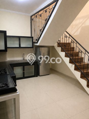 Ready to Use! Premium House LT 86m2 Desain Elegan di Kelapa Dua Ready to Use! Premium House LT 86m2 Desain Elegan di Kelapa Dua