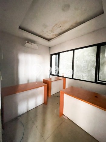 Komersial For Rent Kawasan , Luas 497m2m², Area Premium, Siap Operasi Komersial For Rent Kawasan , Luas 497m2m², Area Premium, Siap Operasi