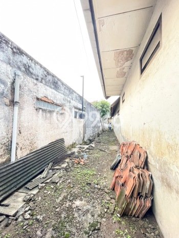 Hunian Elit LB 450m2 Siap Pakai Desain Elegan di Pasir Koja, Bandung Hunian Elit LB 450m2 Siap Pakai Desain Elegan di Pasir Koja, Bandung