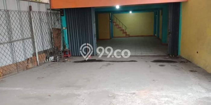 Gudang Disewa di Bandung dengan LB 176m2 Area Komersial Ramai Gudang Disewa di Bandung dengan LB 176m2 Area Komersial Ramai
