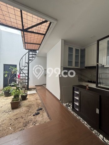 Disewakan segera hunian minimalis lokasi strategis 5 Kamar di Kebon Jeruk, Jakarta Barat Disewakan segera hunian minimalis lokasi strategis 5 Kamar di Kebon Jeruk, Jakarta Barat