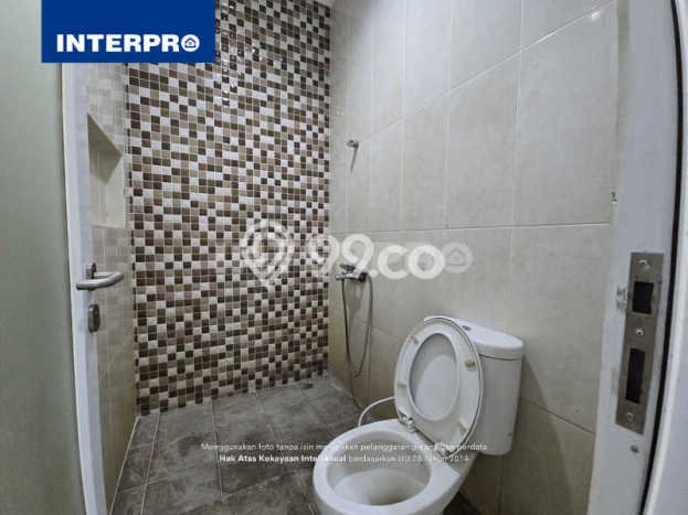 Ruko Dijual di Jakarta Barat LT 130m2 & LB 250m2 Lokasi Terbaik! Ruko Dijual di Jakarta Barat LT 130m2 & LB 250m2 Lokasi Terbaik!