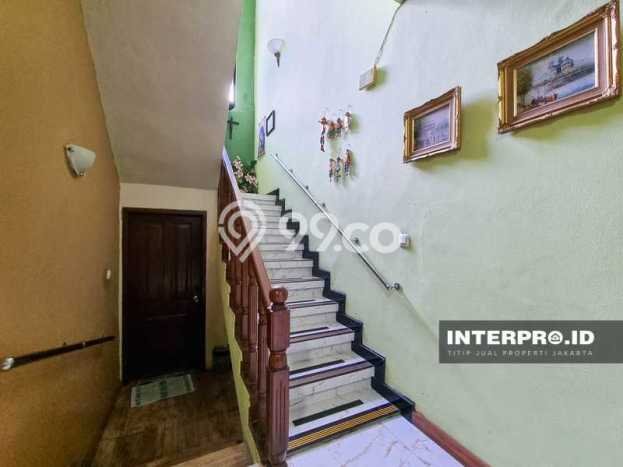 INVESTASI CERDAS! Rumah Exclusive Prima Kedoya, Jakarta Barat, Luas Tanah 160m² LB 190m² INVESTASI CERDAS! Rumah Exclusive Prima Kedoya, Jakarta Barat, Luas Tanah 160m² LB 190m²