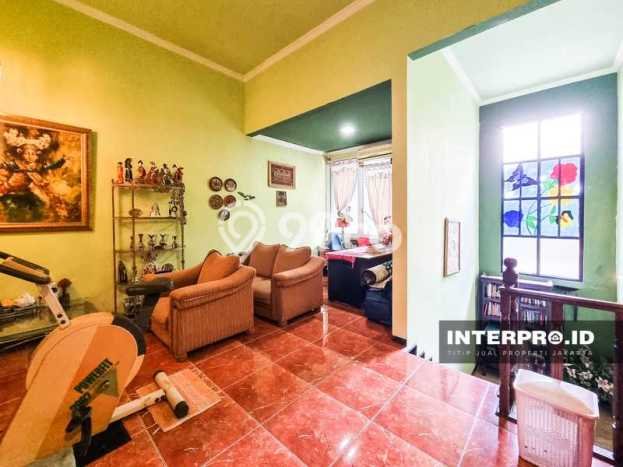 INVESTASI CERDAS! Rumah Exclusive Prima Kedoya, Jakarta Barat, Luas Tanah 160m² LB 190m² INVESTASI CERDAS! Rumah Exclusive Prima Kedoya, Jakarta Barat, Luas Tanah 160m² LB 190m²