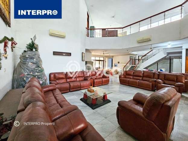 Rumah Terawat area Intercon, Jakarta Barat, Luas Tanah 450m², Luas Bangunan 500m² Rumah Terawat area Intercon, Jakarta Barat, Luas Tanah 450m², Luas Bangunan 500m²