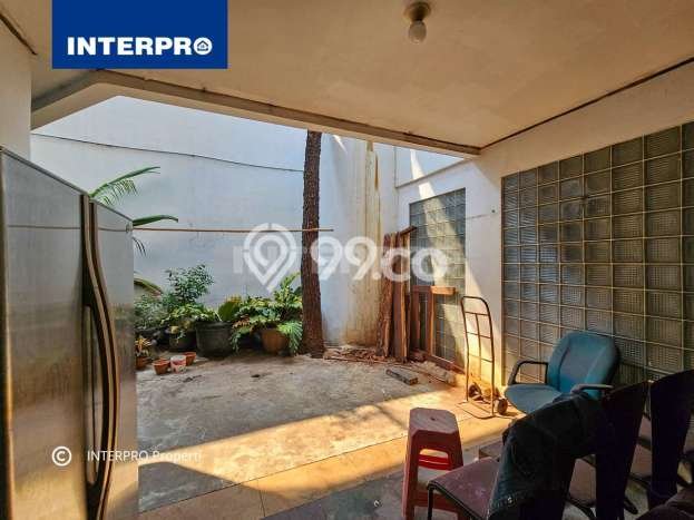 Rumah Terawat area Intercon, Jakarta Barat, Luas Tanah 450m², Luas Bangunan 500m² Rumah Terawat area Intercon, Jakarta Barat, Luas Tanah 450m², Luas Bangunan 500m²