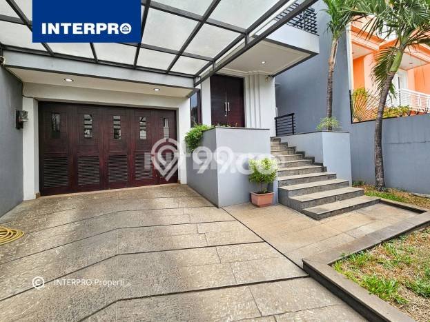 SPECIAL OFFER! Rumah Asri di Intercon, Luas 225m² LB 400m² SPECIAL OFFER! Rumah Asri di Intercon, Luas 225m² LB 400m²