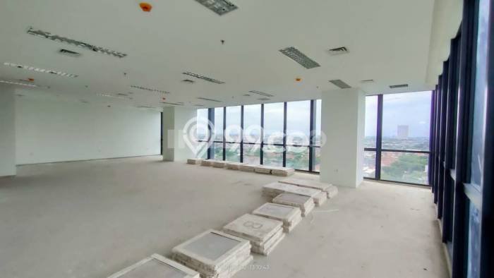 Unit Kantor Dijual di Tangerang LT 1m2 & LB 134m2 Unit Kantor Dijual di Tangerang LT 1m2 & LB 134m2